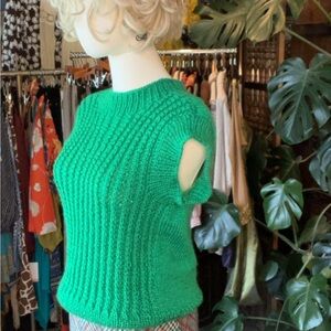 Handmade Soft Rich Green Ribbed Knit Sleeveless Sweater - Unbranded
